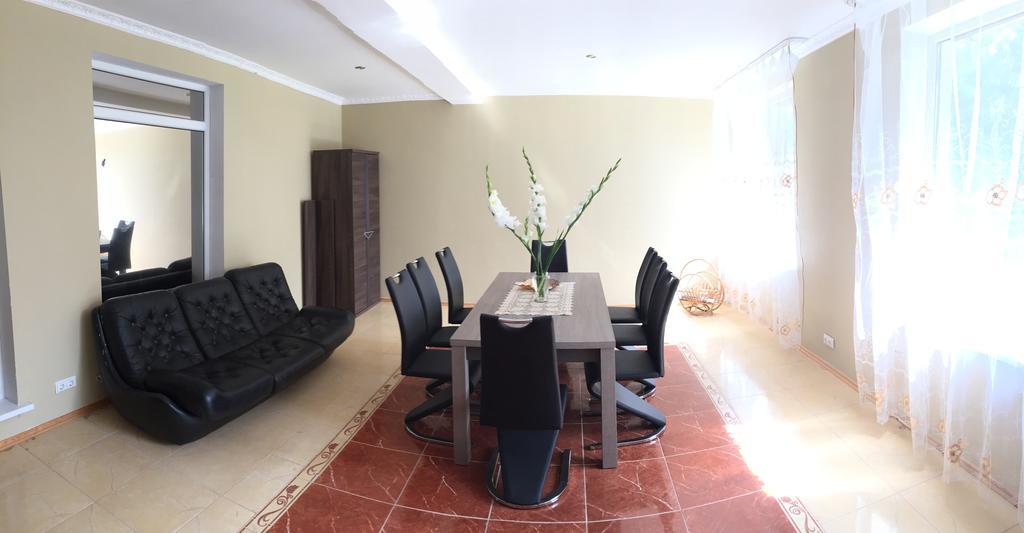 Villa Gales Hotel Saulkrasti Ngoại thất bức ảnh